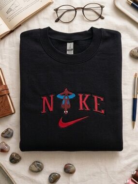 Nike spiderman sweater - Embroidered
